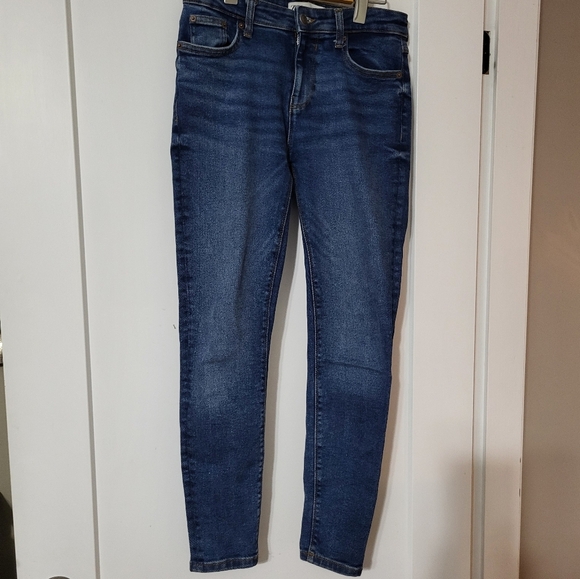 Zara Women Jean's Size 6 (28x27) - Picture 1 of 3